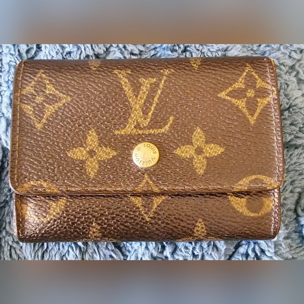 Louis Vuitton Card Wallet